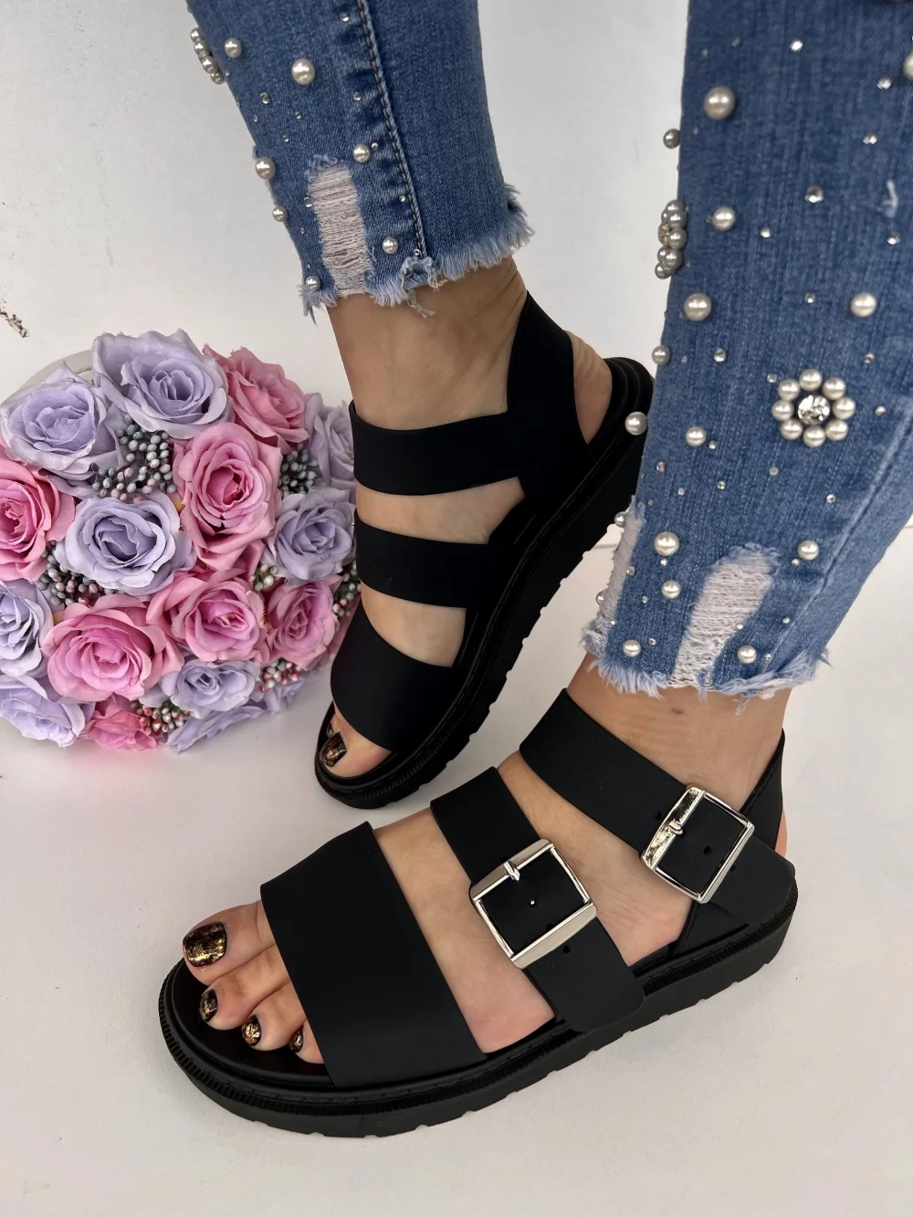 Paksu tallaga rihmikud 