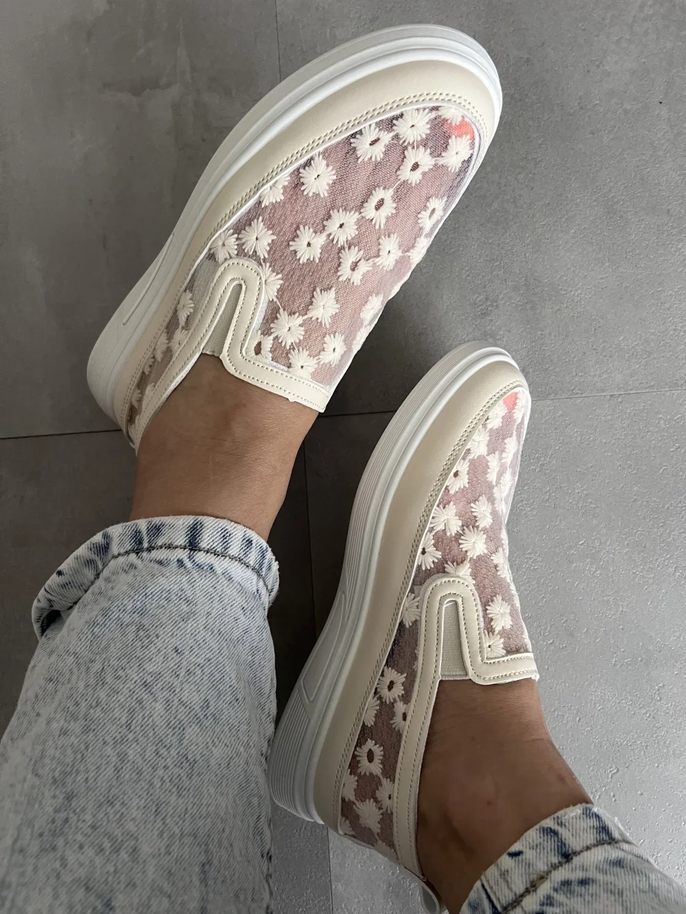 Vabaajajalatsid (beez)