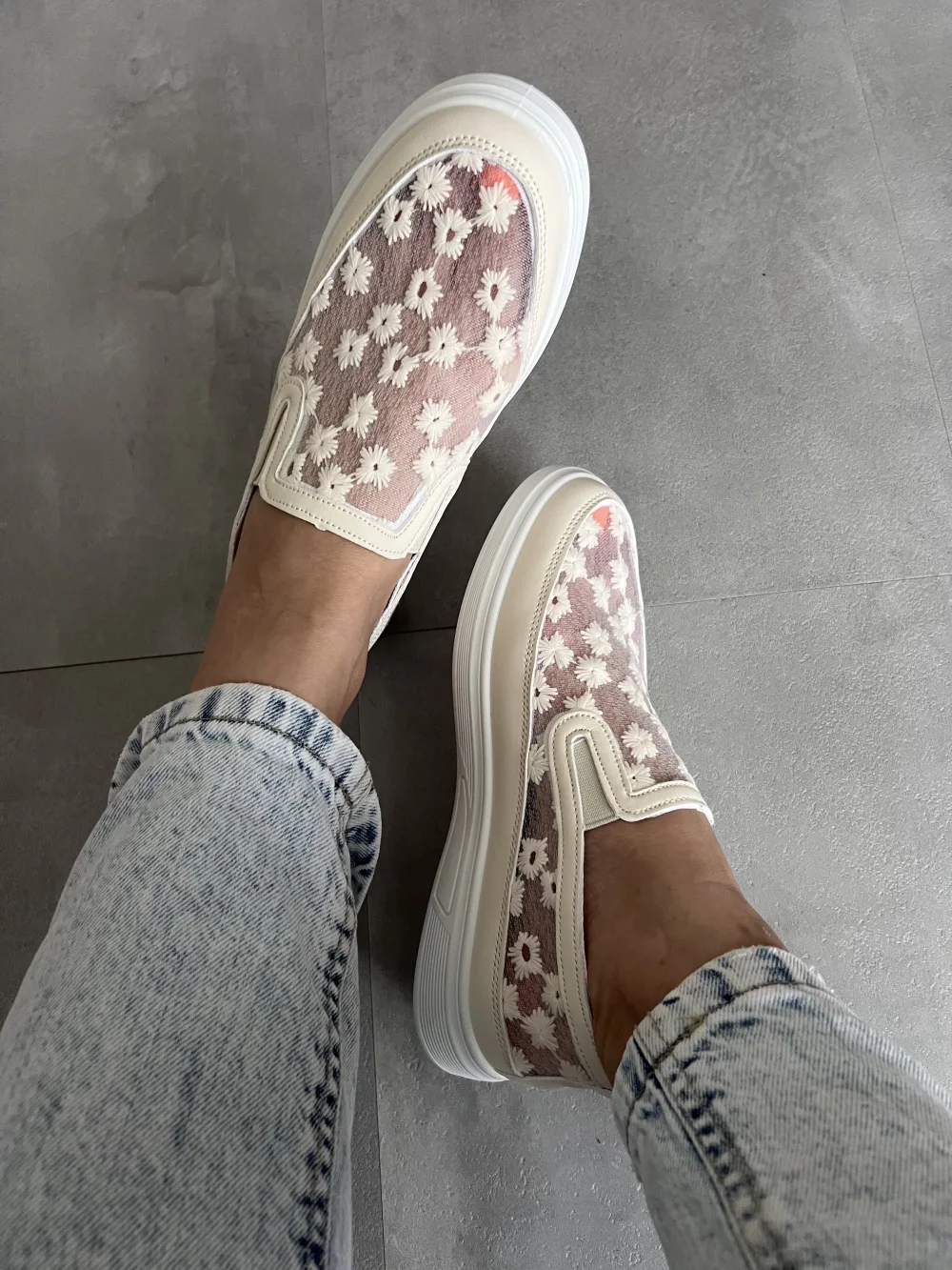 Vabaajajalatsid (beez)